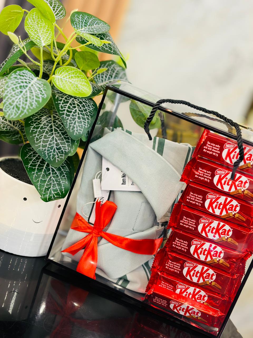 Premium T-Shirt & Photo Frame Gift Hamper – Personalised Gift for Him