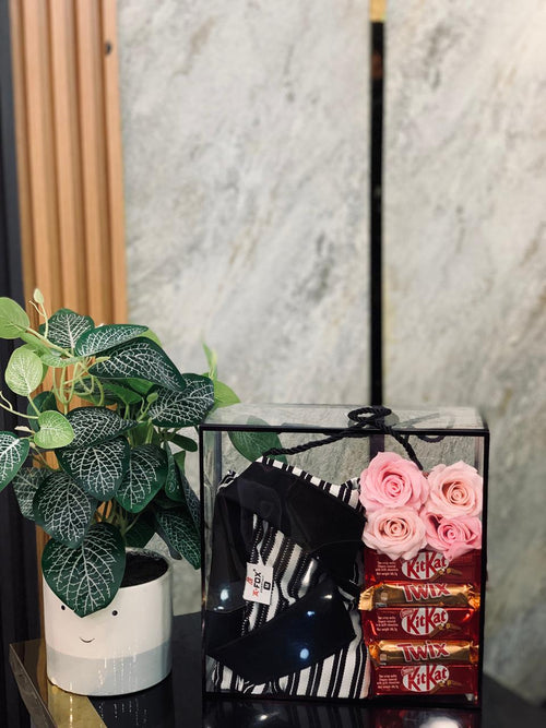 Basic T-Shirt Gift Hamper Bag – Casual Birthday Gift for Him