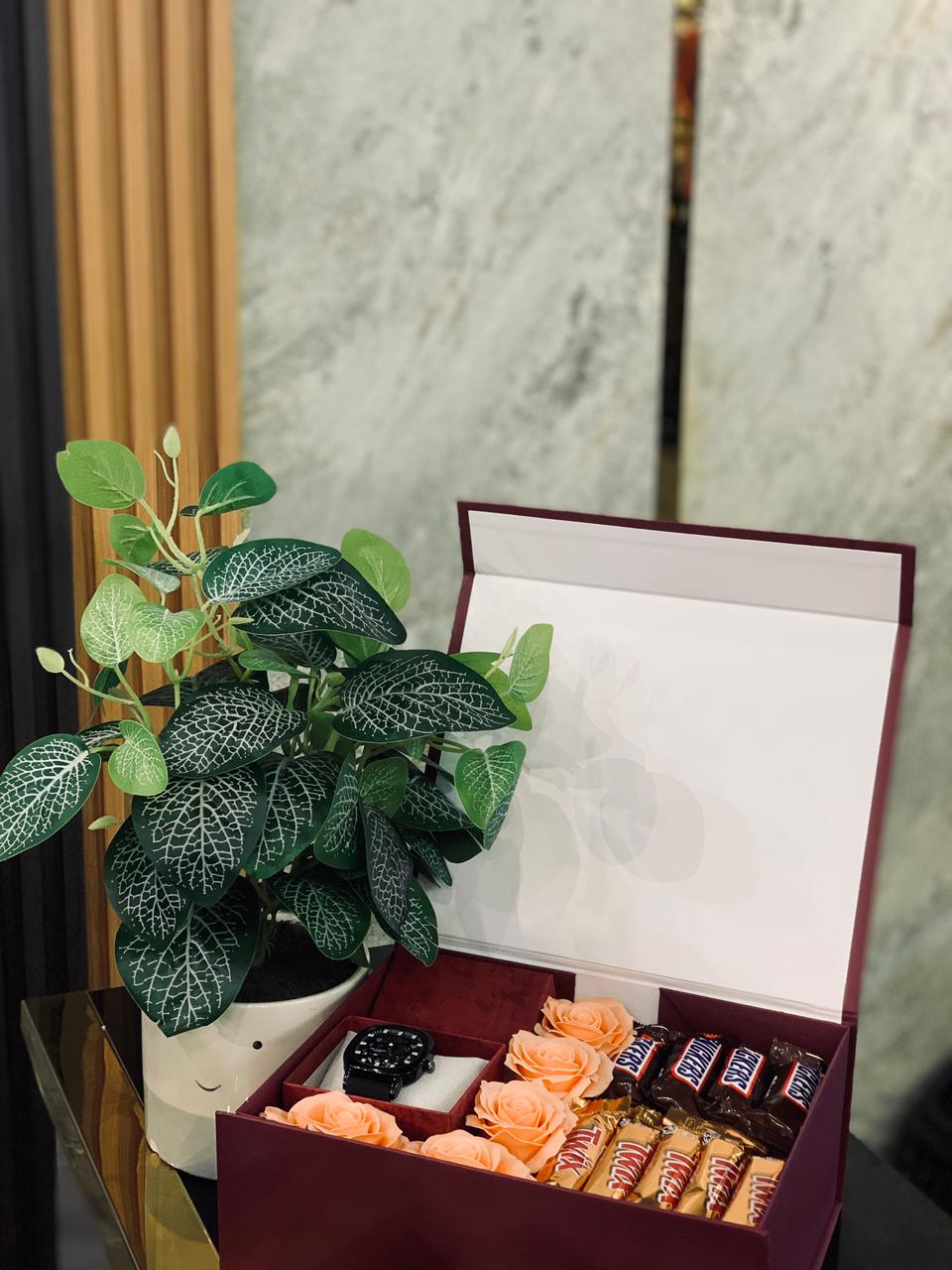 Luxury Watch Gift Hamper Box – Premium Gift for Him
