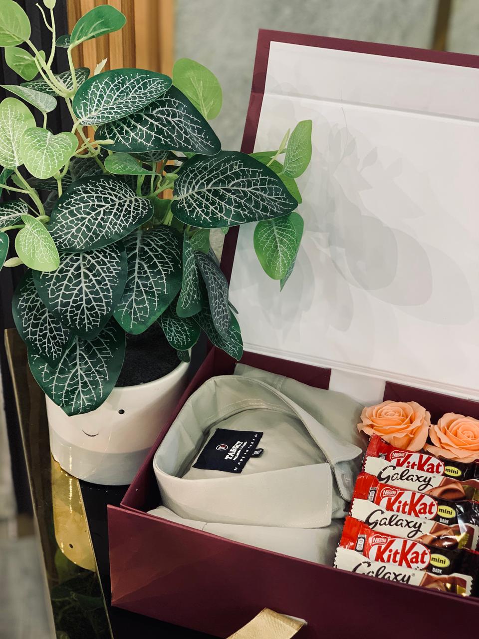 Premium Shirt Gift Hamper Box – Elegant Birthday Gift for Him