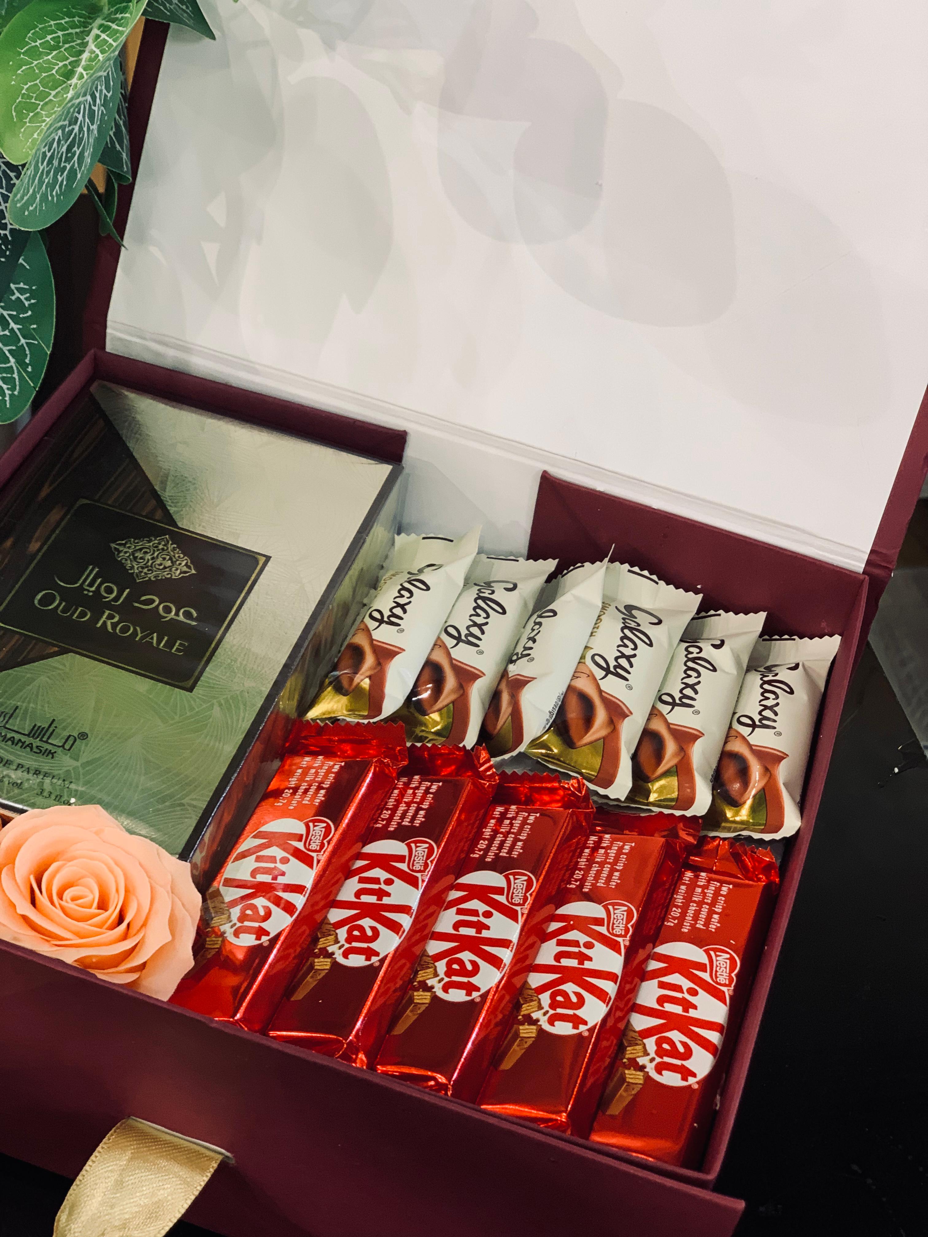 Premium Perfume Gift Hamper Box – Luxury Fragrance Gift for Him & Her
