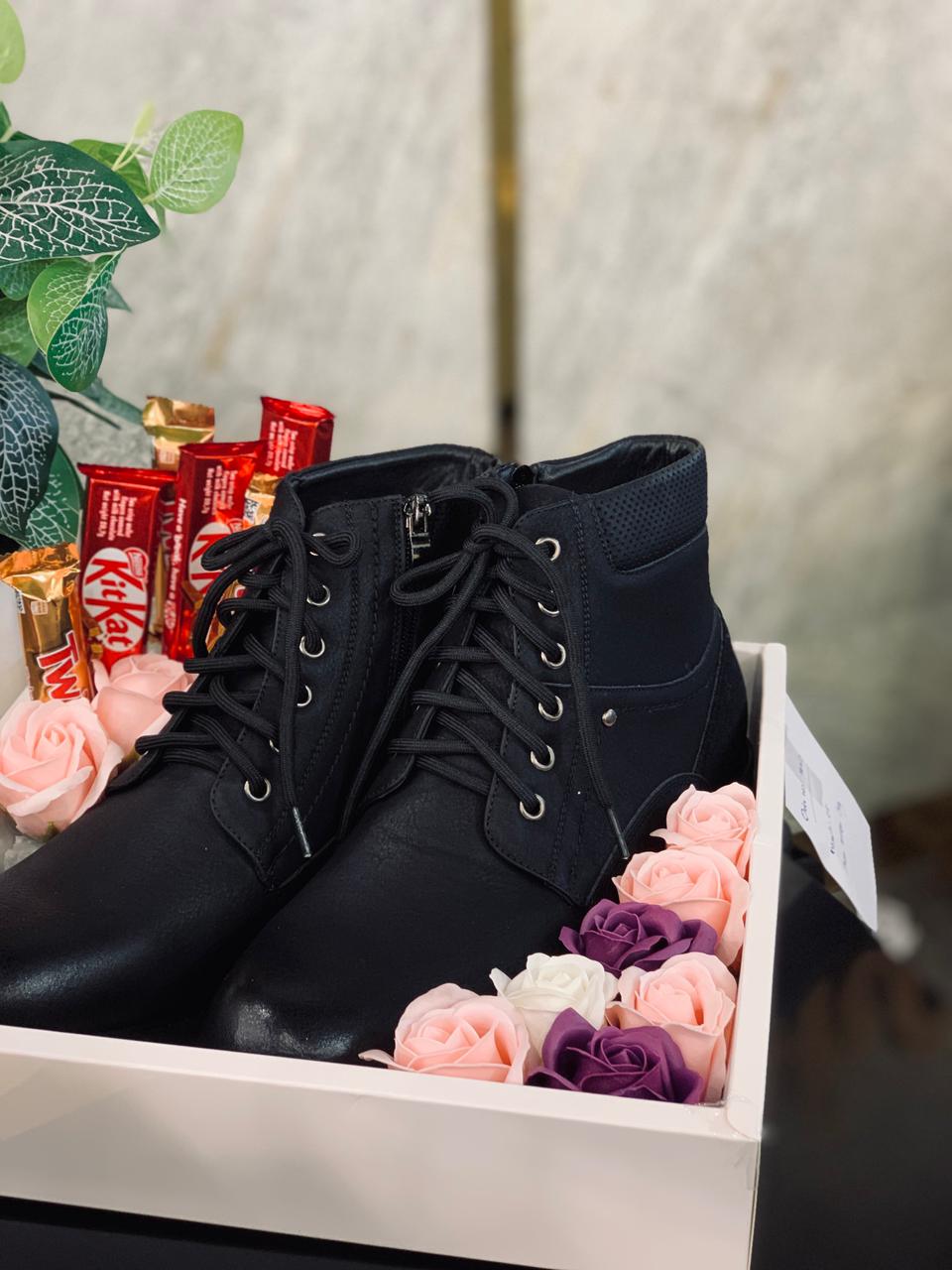 Premium Shoe Gift Hamper Box – Stylish Birthday Gift for Him