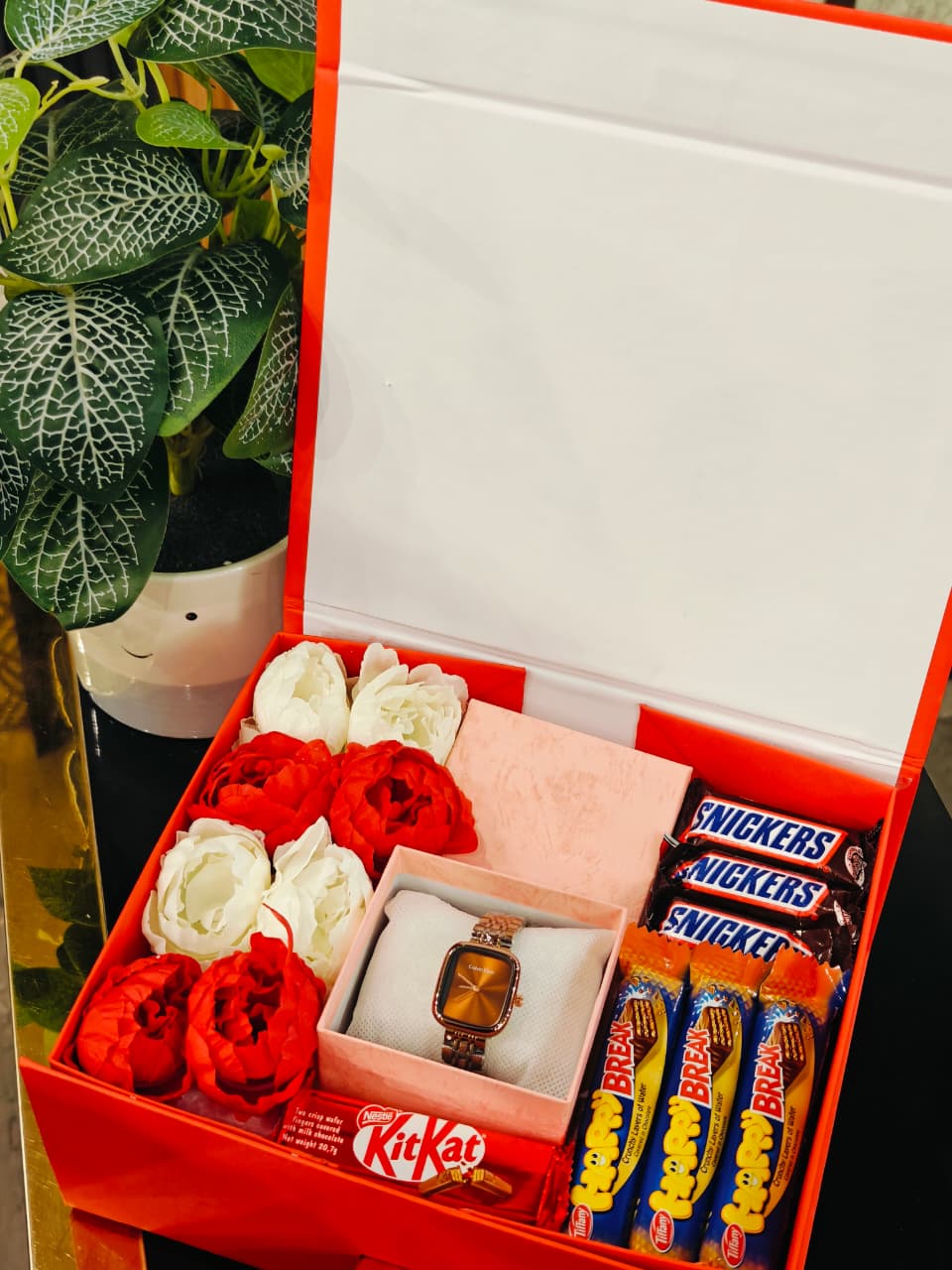 Ladies Watch Gift Hamper – Elegant Luxury Gift for Her